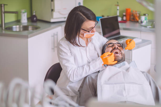 Best Weekend Emergency Dentist in Walled Lake, MI